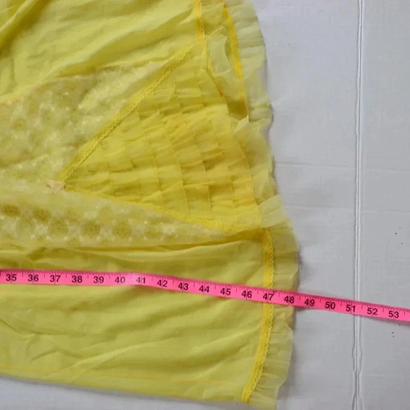 Vtg  Nightgown - Picture 8 of 10